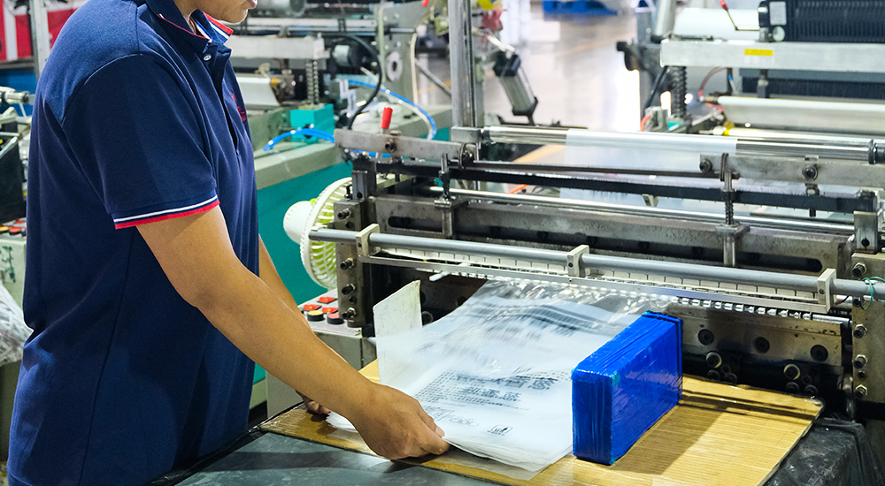 How To Use Flexible Packaging Bags And Roll Films: A Practical Guide